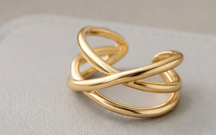 Anillo Cross trend gold