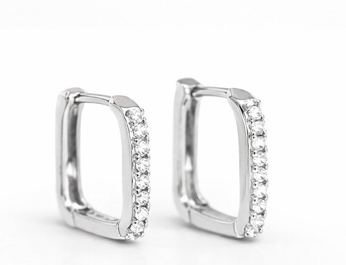 Pendientes U brillo elegante