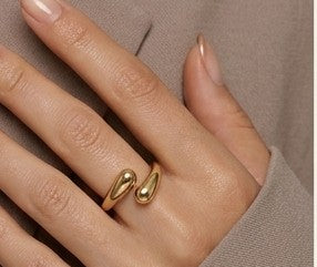 Anillo gota dorada