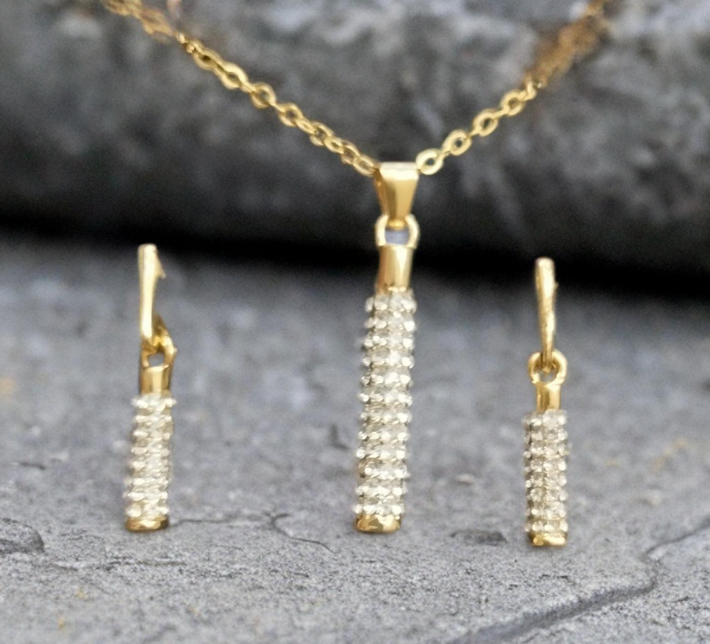 Set elegancia radiante