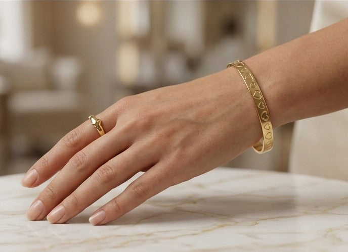 Pulsera cuff heart