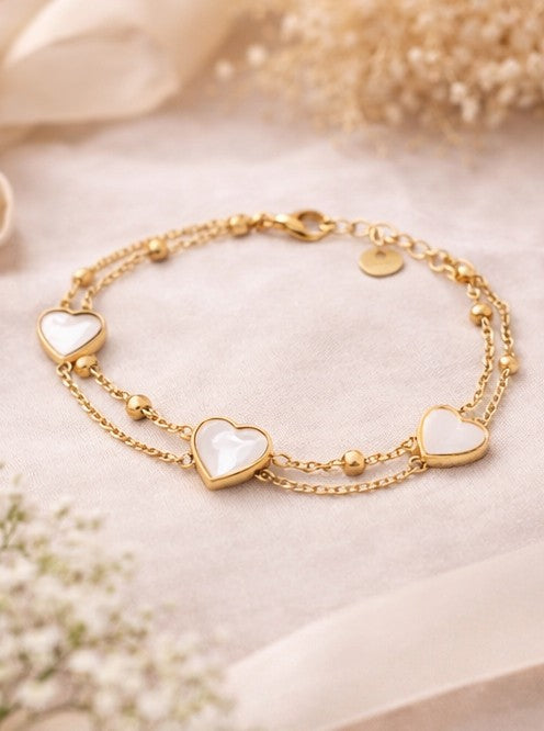 Pulsera corazón de nácar gold